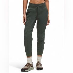Lululemon Dance Studio Mid-Rise Rainforest Green Joggers 7/8 Length Size 12